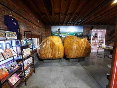 woodshoes