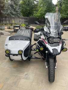 00606 1uAfn582A49 0t20CI 1200x900