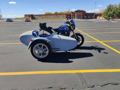 Sidecar Standing back